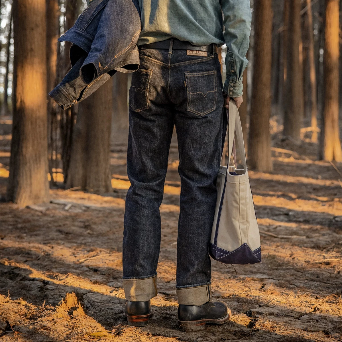 Red Tornado NOIR 21oz Selvedge - огляд і ціна Levis Jeans 501